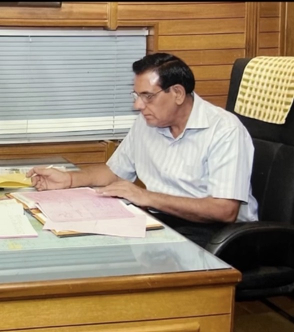 Shri Suraj Prakash Miglani, Founder of Upkar International